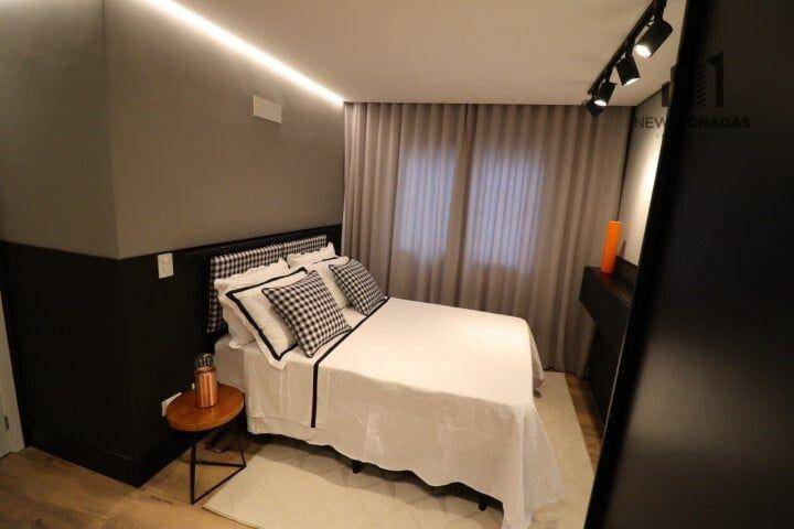 Apartamento à venda com 2 quartos, 64m² - Foto 19