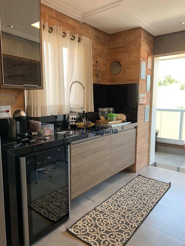 Apartamento à venda com 4 quartos, 205m² - Foto 8