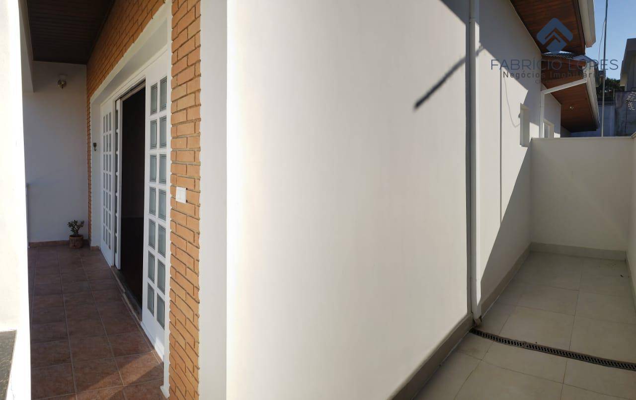 Casa à venda com 3 quartos, 255m² - Foto 5