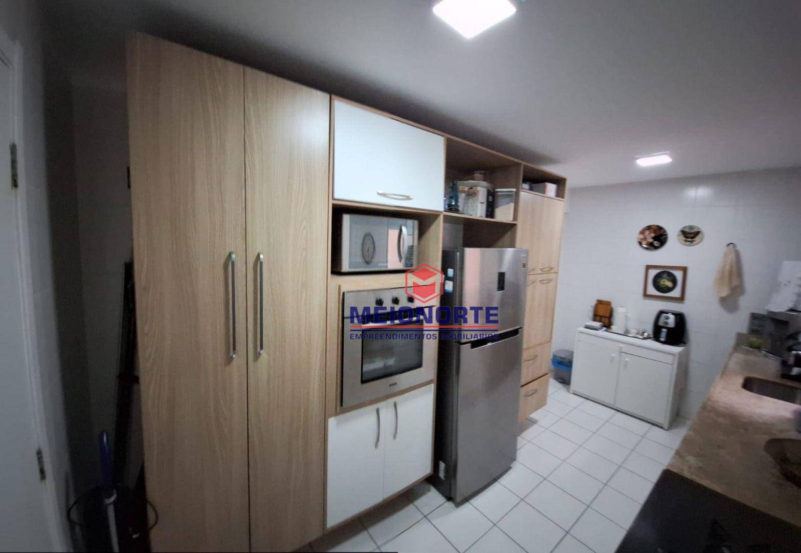 Apartamento à venda com 3 quartos, 142m² - Foto 10