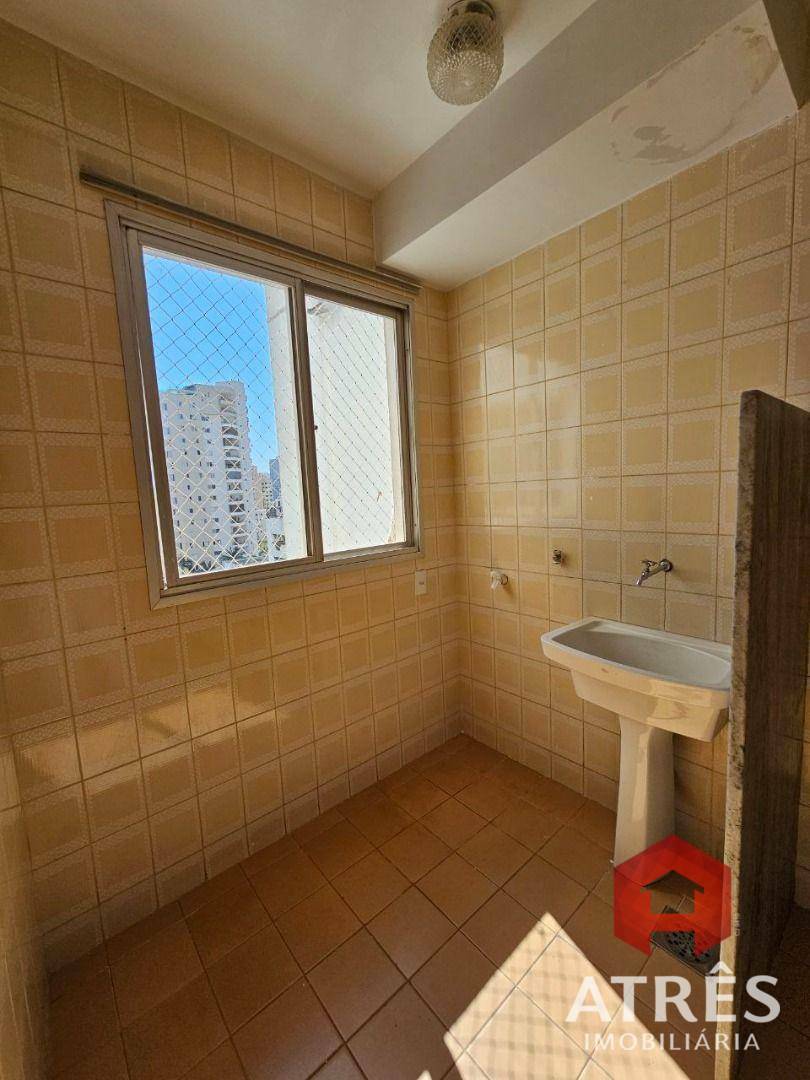 Apartamento para alugar com 3 quartos, 80m² - Foto 18