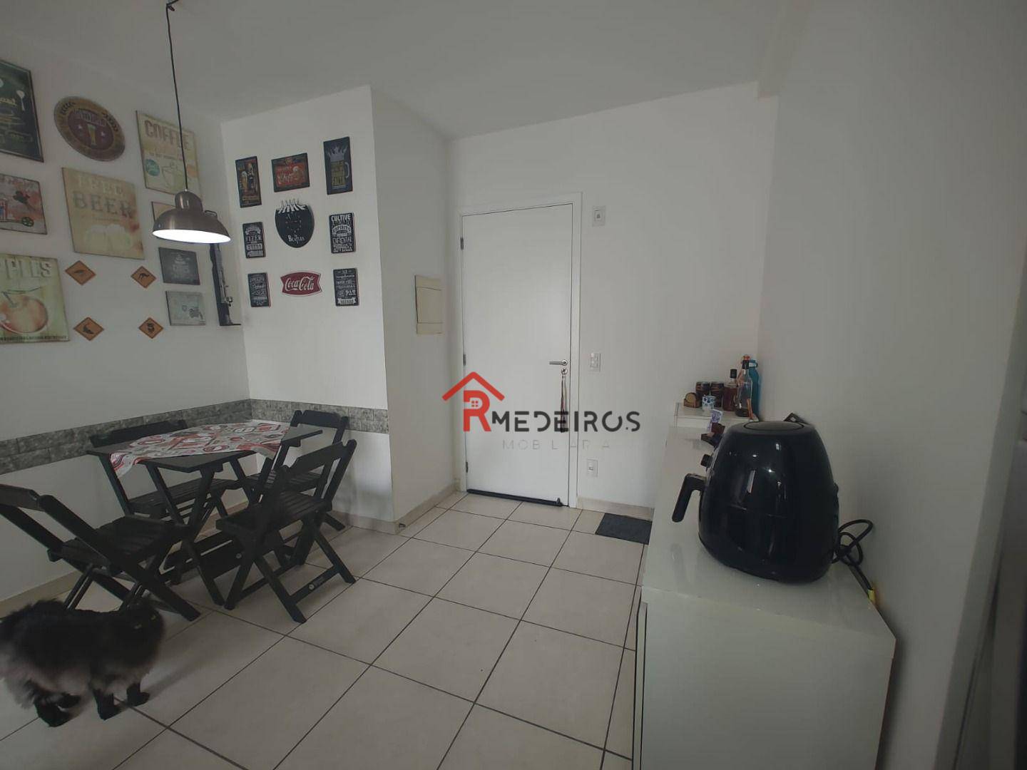 Apartamento à venda com 2 quartos, 55m² - Foto 9