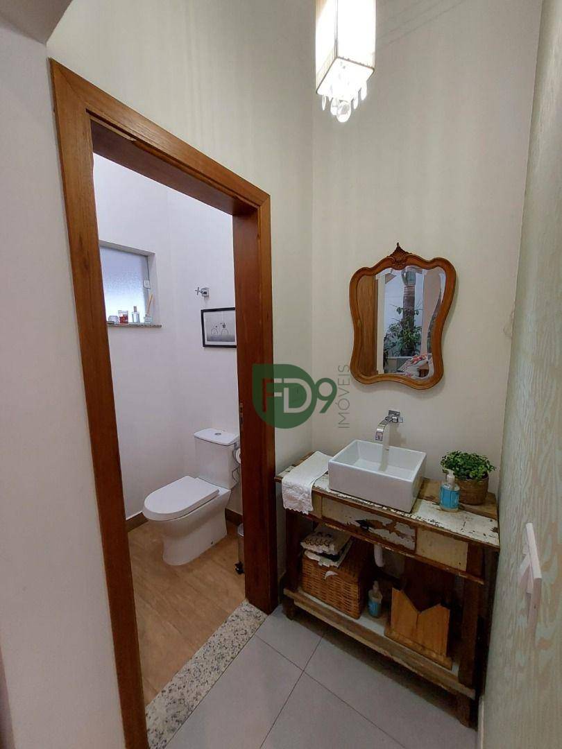 Casa à venda com 3 quartos, 281m² - Foto 2