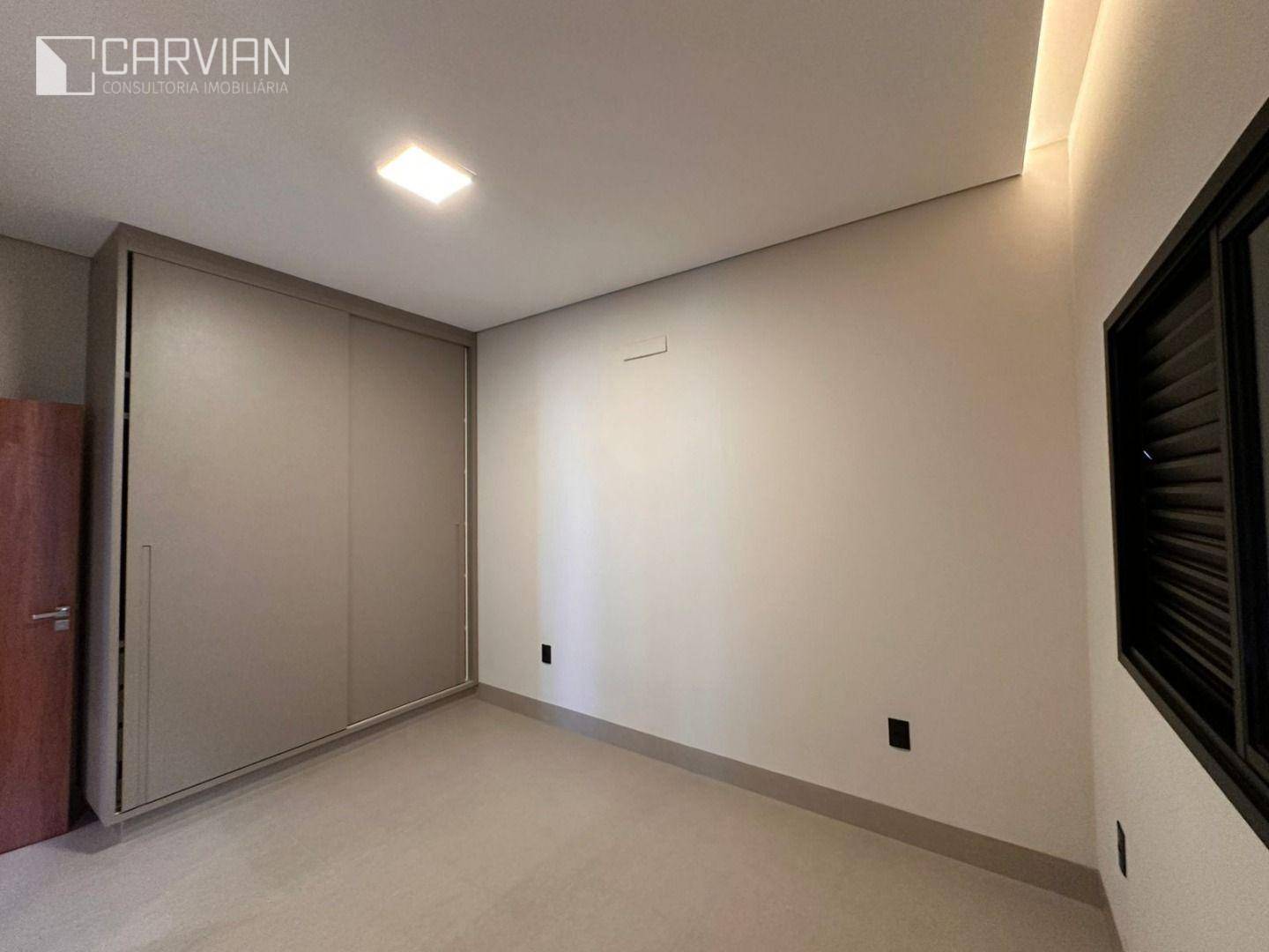 Casa de Condomínio à venda com 4 quartos, 261m² - Foto 21