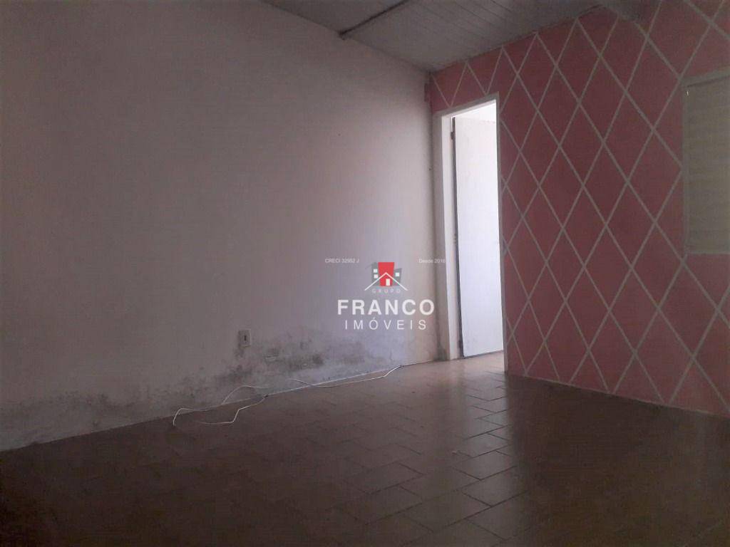 Casa à venda com 3 quartos, 116m² - Foto 20