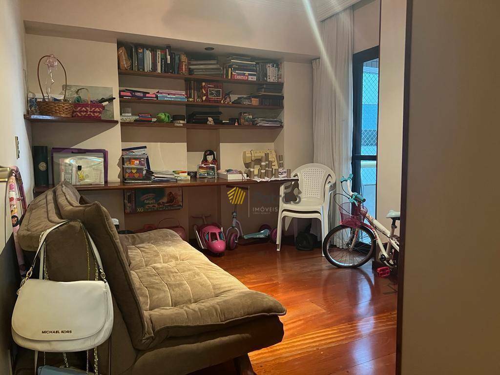 Apartamento à venda com 3 quartos, 136m² - Foto 32