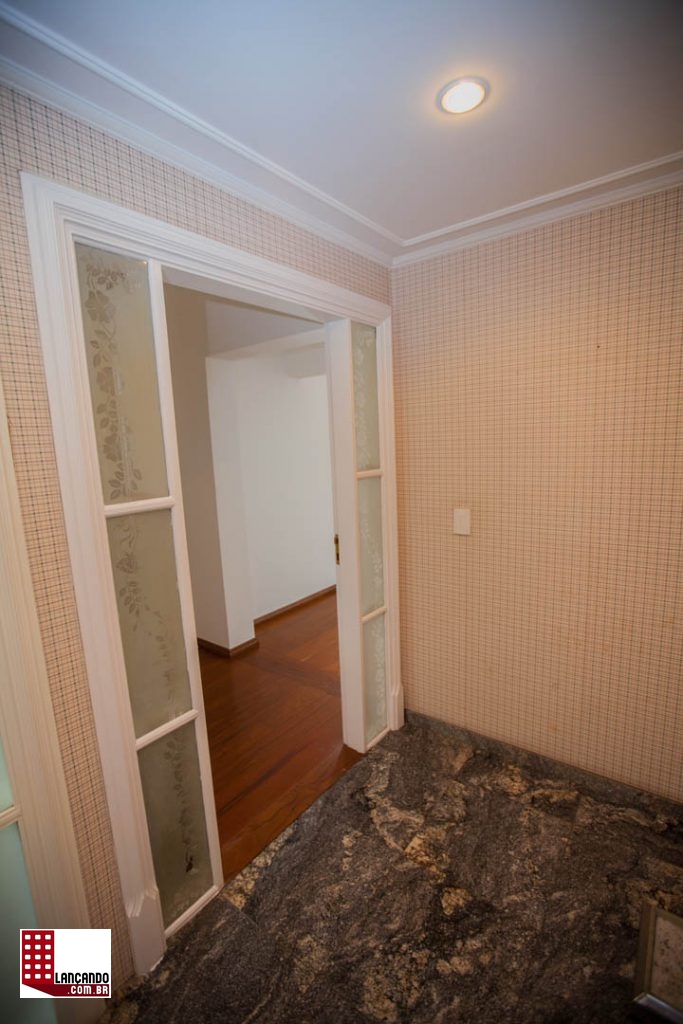 Apartamento à venda com 3 quartos, 310m² - Foto 3