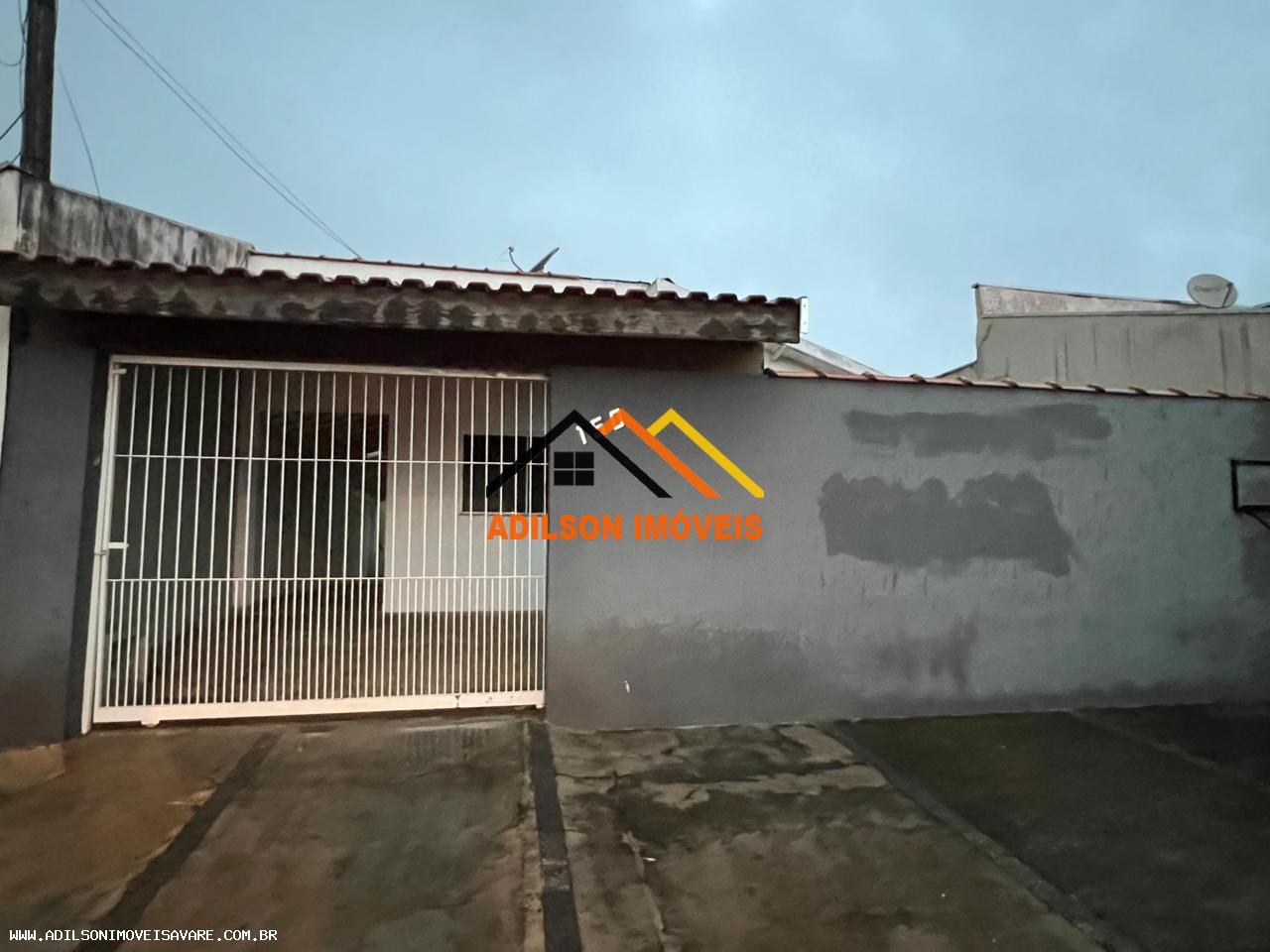 Casa para alugar com 2 quartos, 190m² - Foto 1
