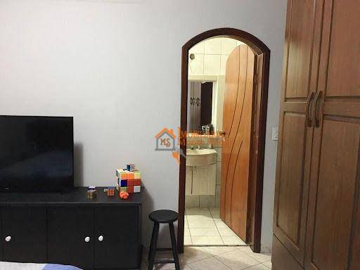 Sobrado à venda com 3 quartos, 300m² - Foto 20