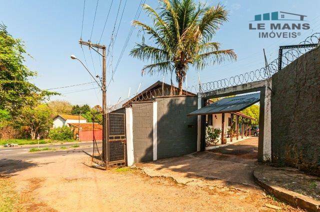 Chácara à venda com 4 quartos, 350m² - Foto 2