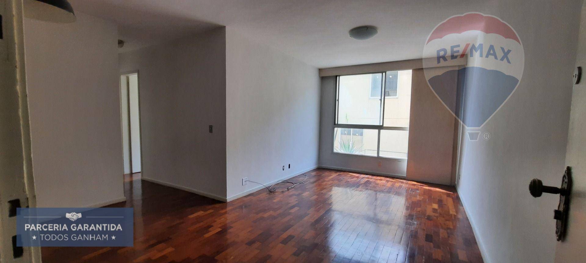 Apartamento à venda com 2 quartos, 118m² - Foto 1