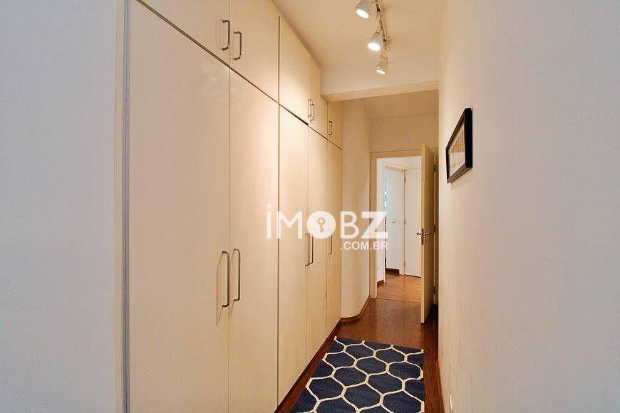 Apartamento à venda com 3 quartos, 168m² - Foto 5