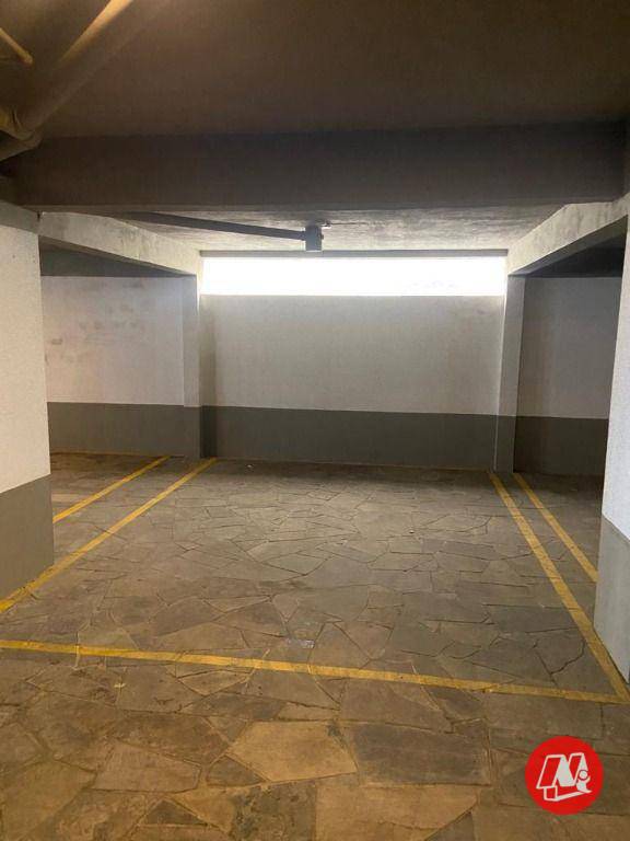 Apartamento à venda com 2 quartos, 79m² - Foto 13