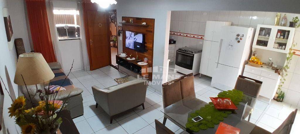 Casa à venda com 3 quartos, 115m² - Foto 1