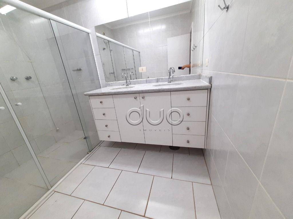 Casa de Condomínio para alugar com 3 quartos, 265m² - Foto 40