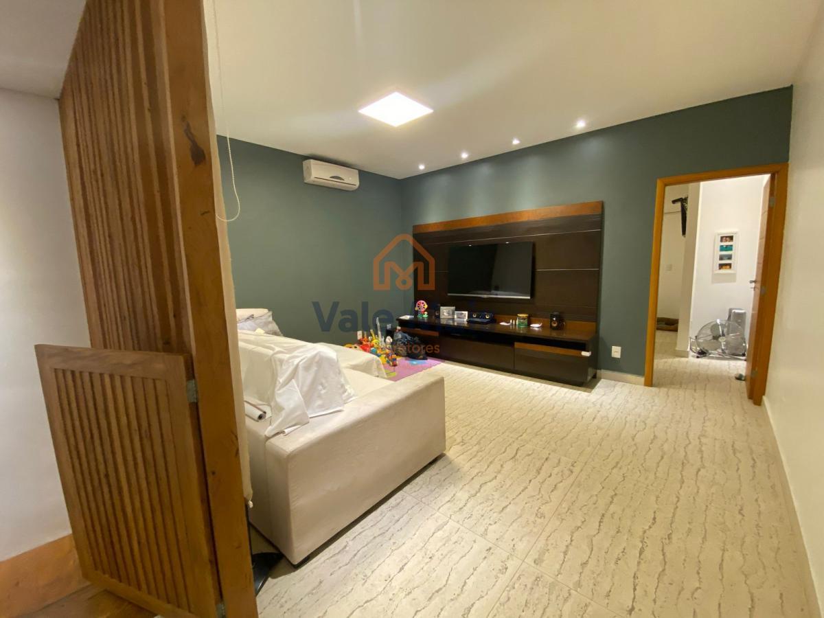 Casa à venda com 3 quartos, 252m² - Foto 20