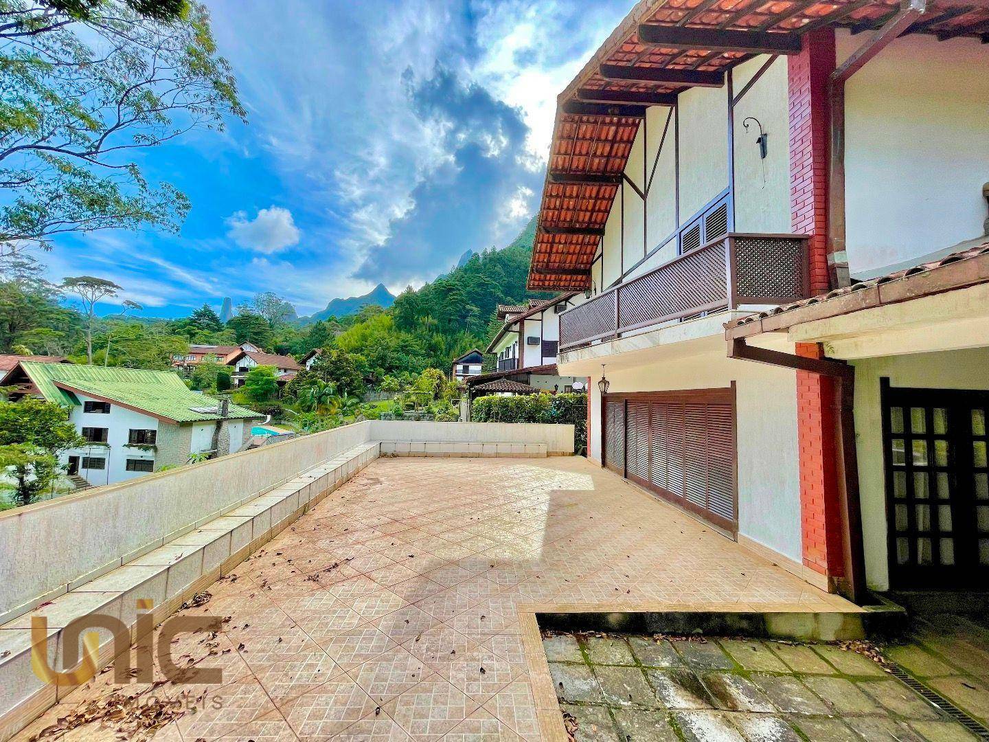 Casa de Condomínio à venda com 4 quartos, 209m² - Foto 6