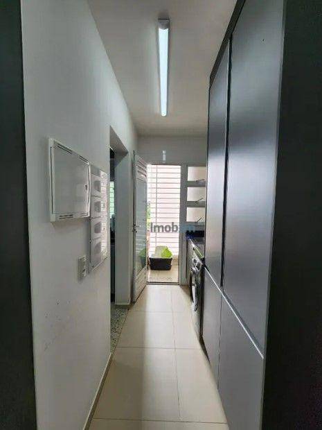 Apartamento para alugar com 3 quartos, 122m² - Foto 11