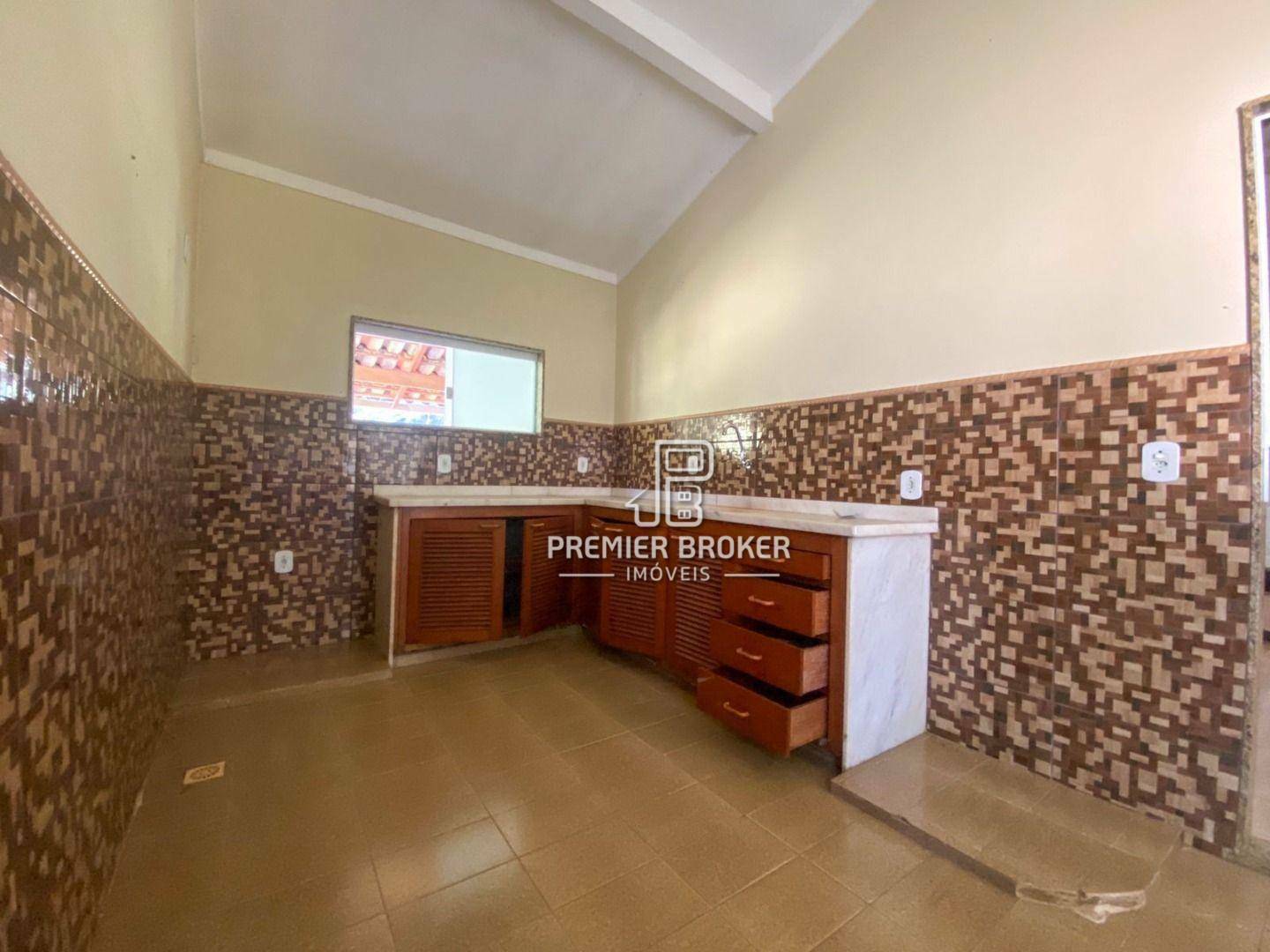 Casa à venda com 3 quartos, 100m² - Foto 12