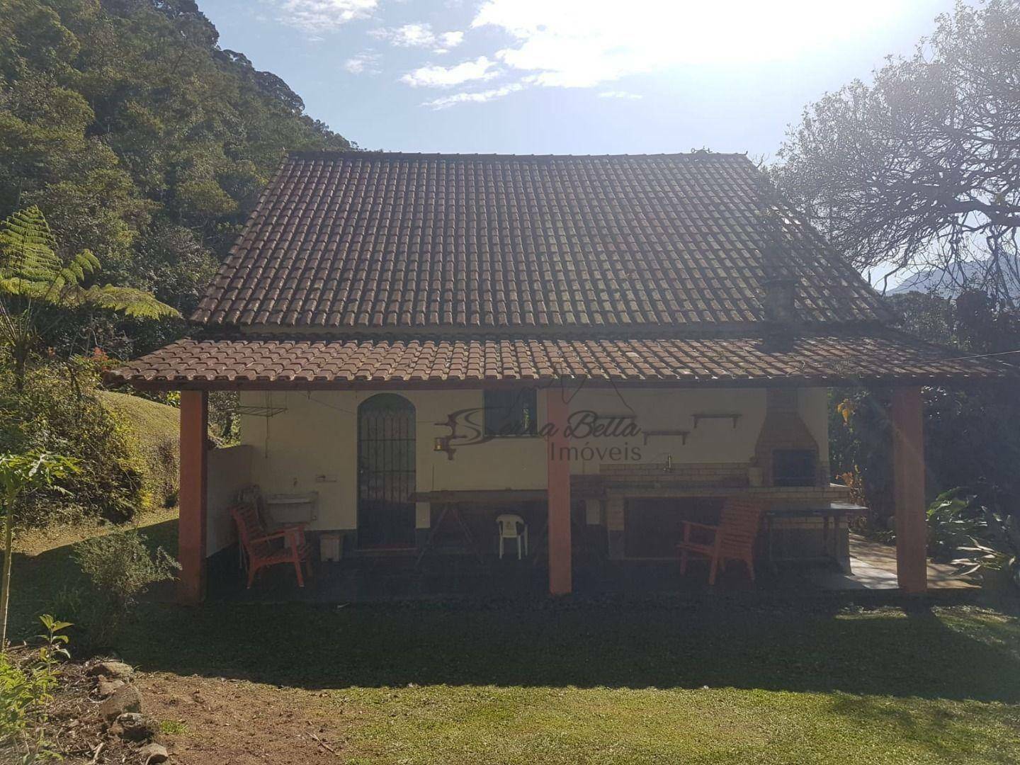 Casa à venda com 5 quartos, 210m² - Foto 24