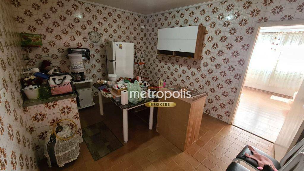 Sobrado à venda com 3 quartos, 240m² - Foto 3