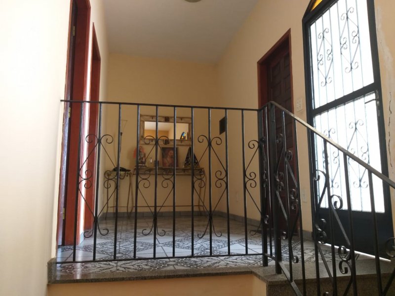 Sobrado à venda com 5 quartos, 250m² - Foto 4