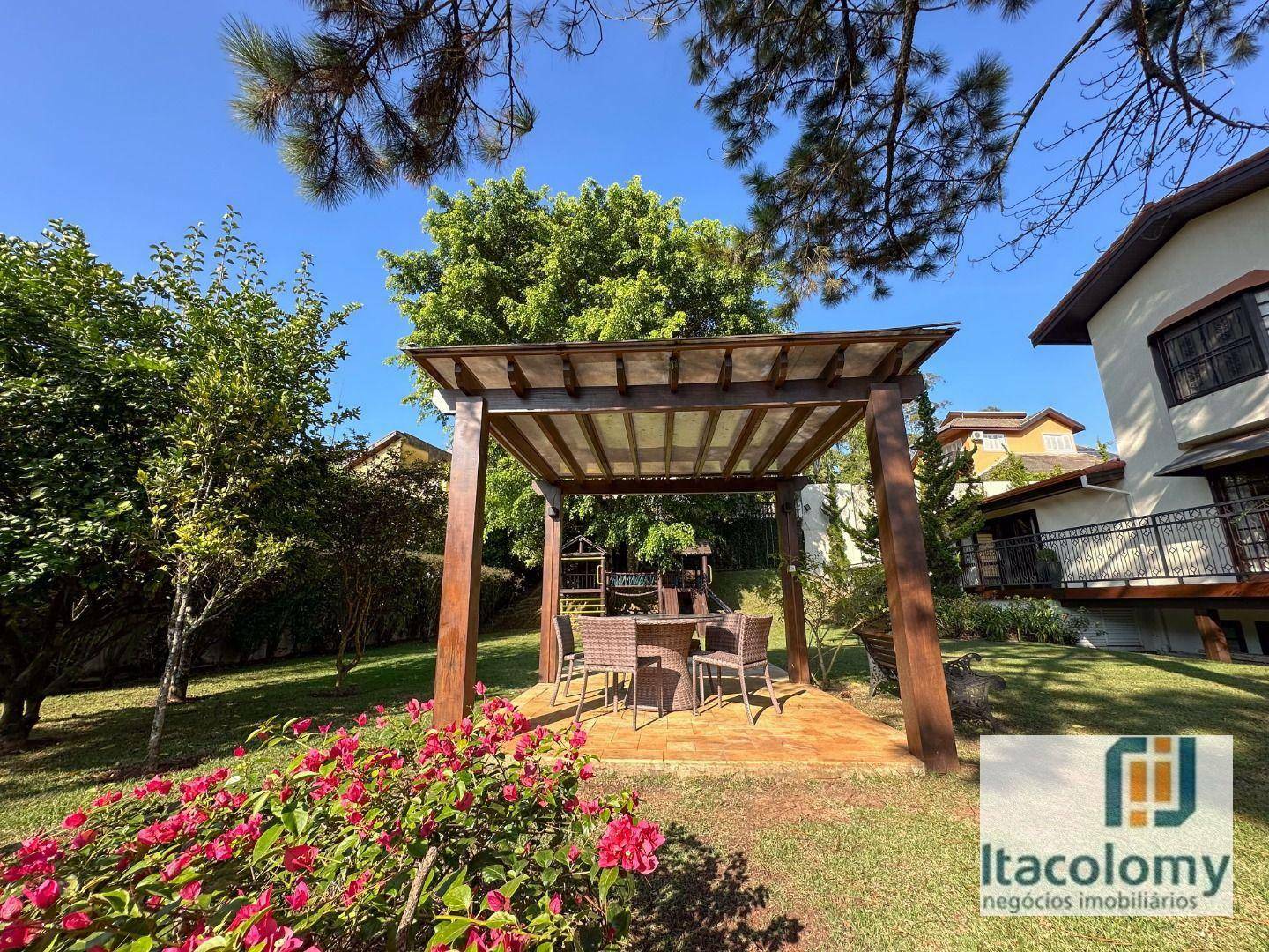 Casa de Condomínio à venda com 4 quartos, 530m² - Foto 12