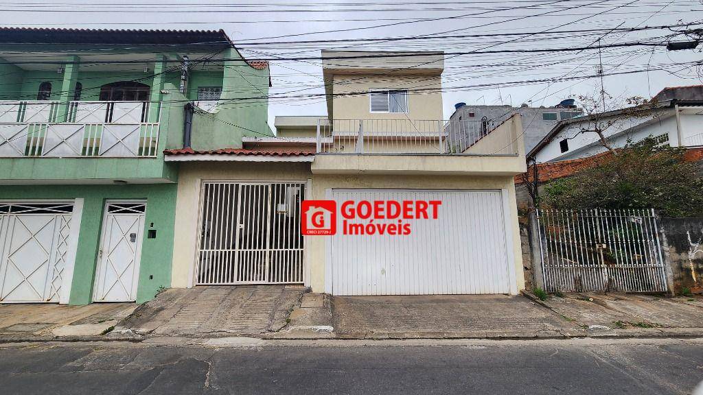 Sobrado à venda com 3 quartos, 183m² - Foto 1