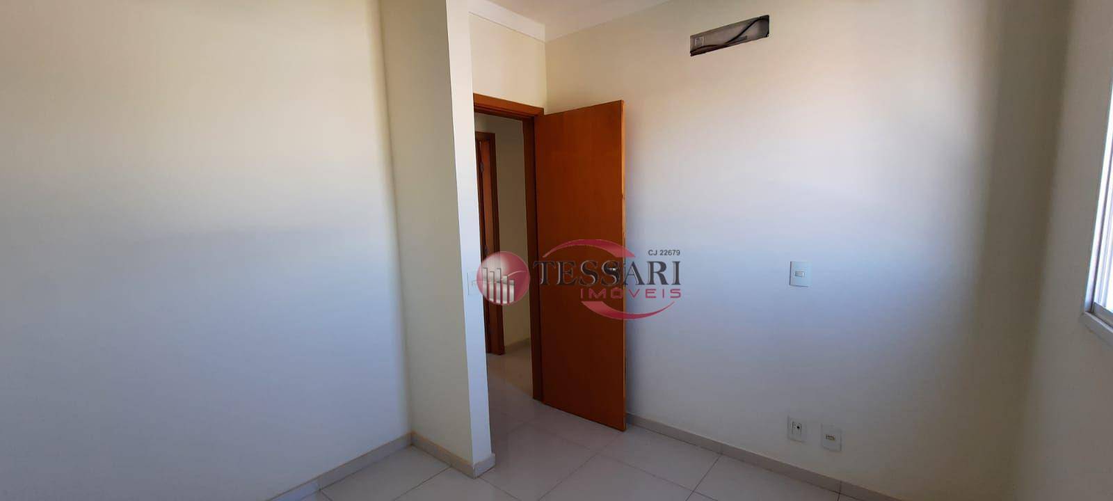 Apartamento à venda com 3 quartos, 75m² - Foto 8