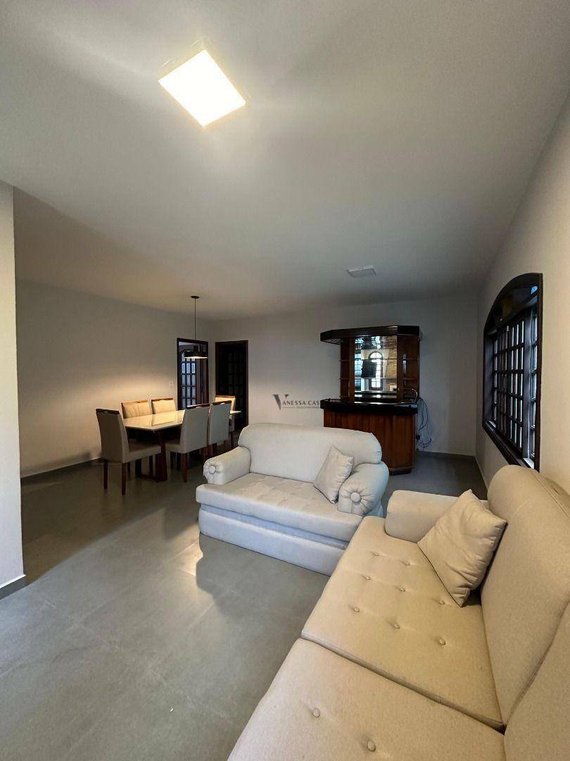 Casa à venda com 3 quartos, 143m² - Foto 5