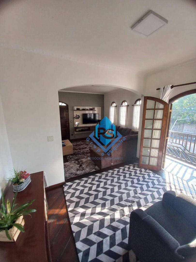 Casa à venda com 3 quartos, 250m² - Foto 10