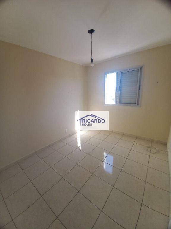 Apartamento à venda com 2 quartos, 55m² - Foto 13