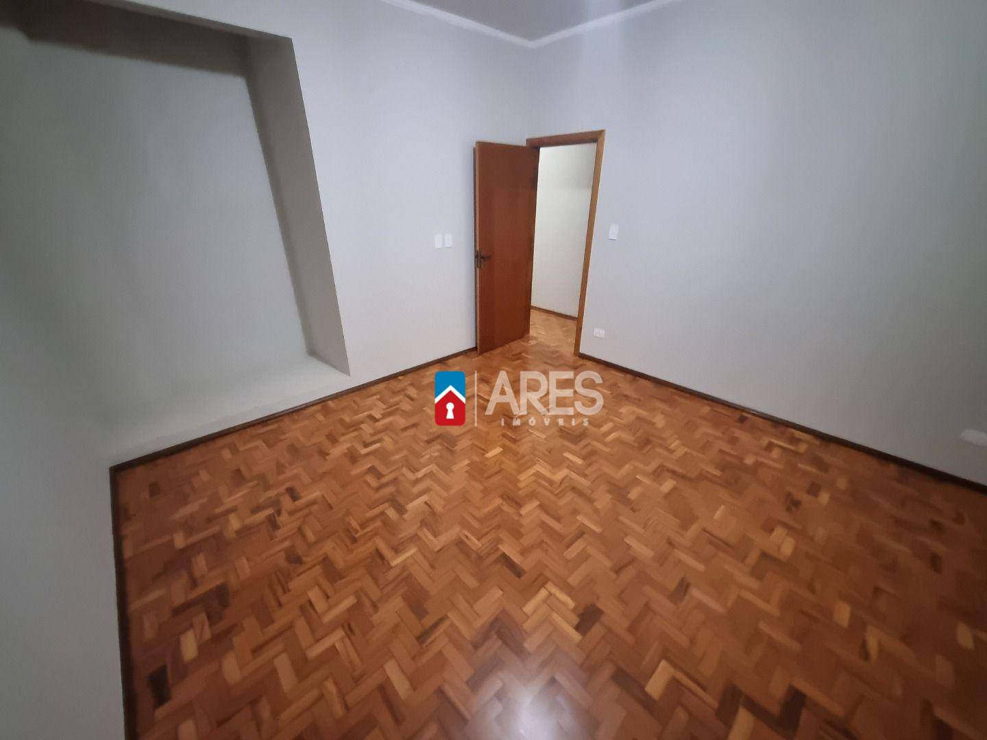 Apartamento à venda com 3 quartos, 114m² - Foto 8