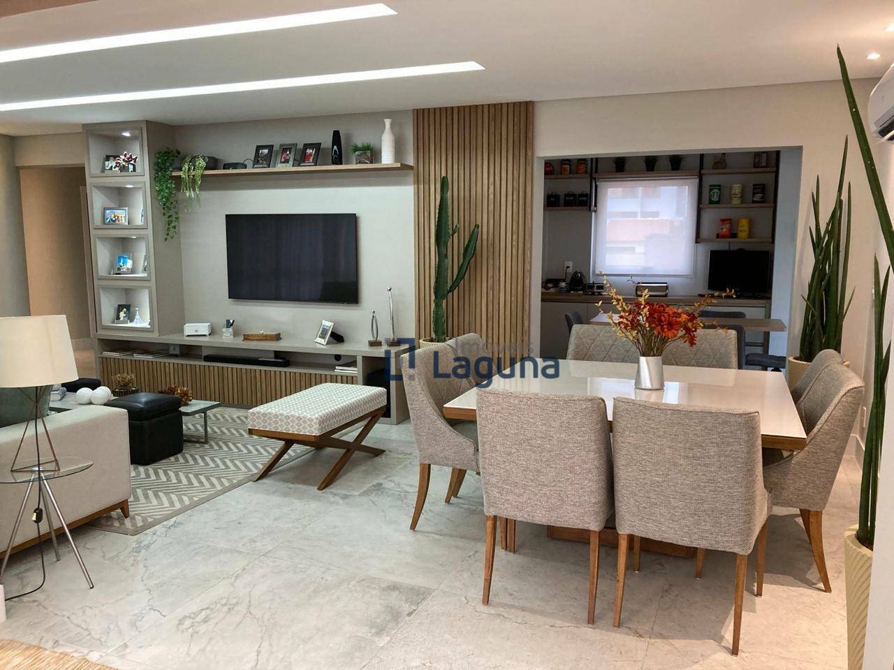 Apartamento à venda com 4 quartos, 205m² - Foto 7