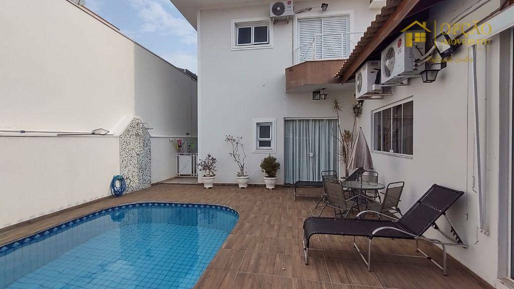 Casa de Condomínio à venda com 5 quartos, 369m² - Foto 27