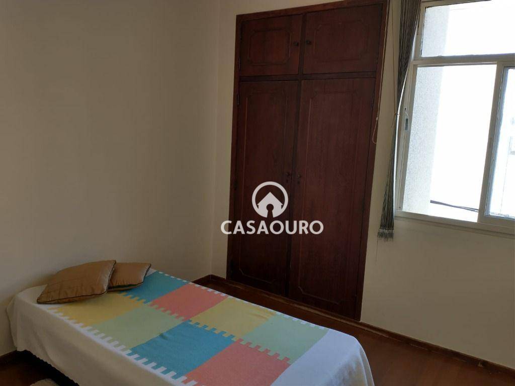 Apartamento à venda com 3 quartos, 135m² - Foto 6