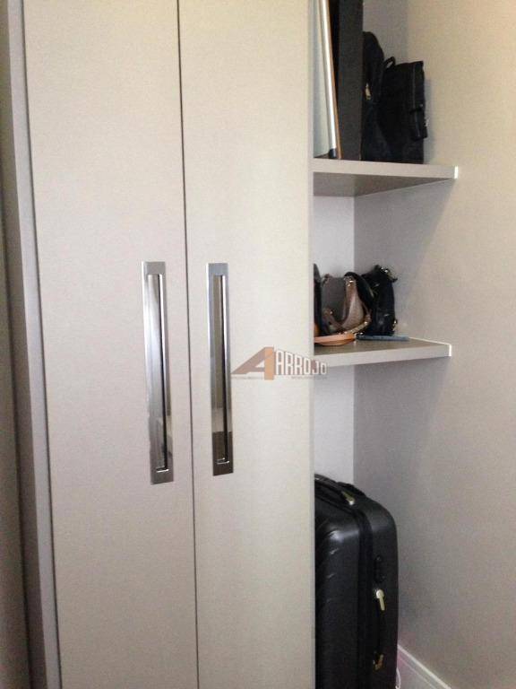 Apartamento à venda com 3 quartos, 65m² - Foto 10