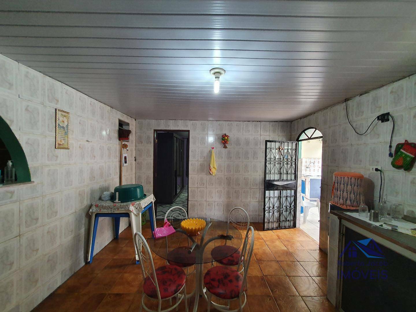 Casa à venda com 4 quartos, 166m² - Foto 8