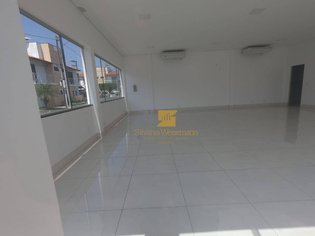 Casa à venda e aluguel com 3 quartos, 180m² - Foto 17