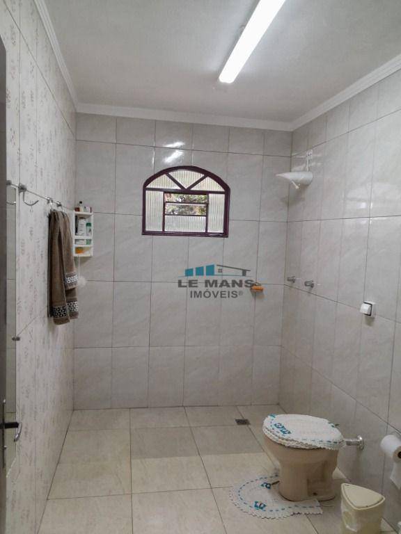 Chácara à venda com 3 quartos, 150m² - Foto 27