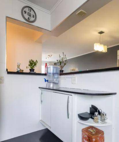 Apartamento à venda com 2 quartos, 72m² - Foto 7