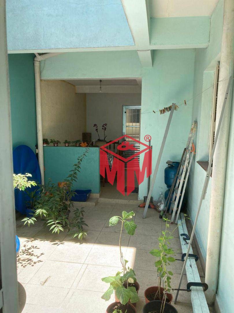 Sobrado à venda com 4 quartos, 298m² - Foto 28