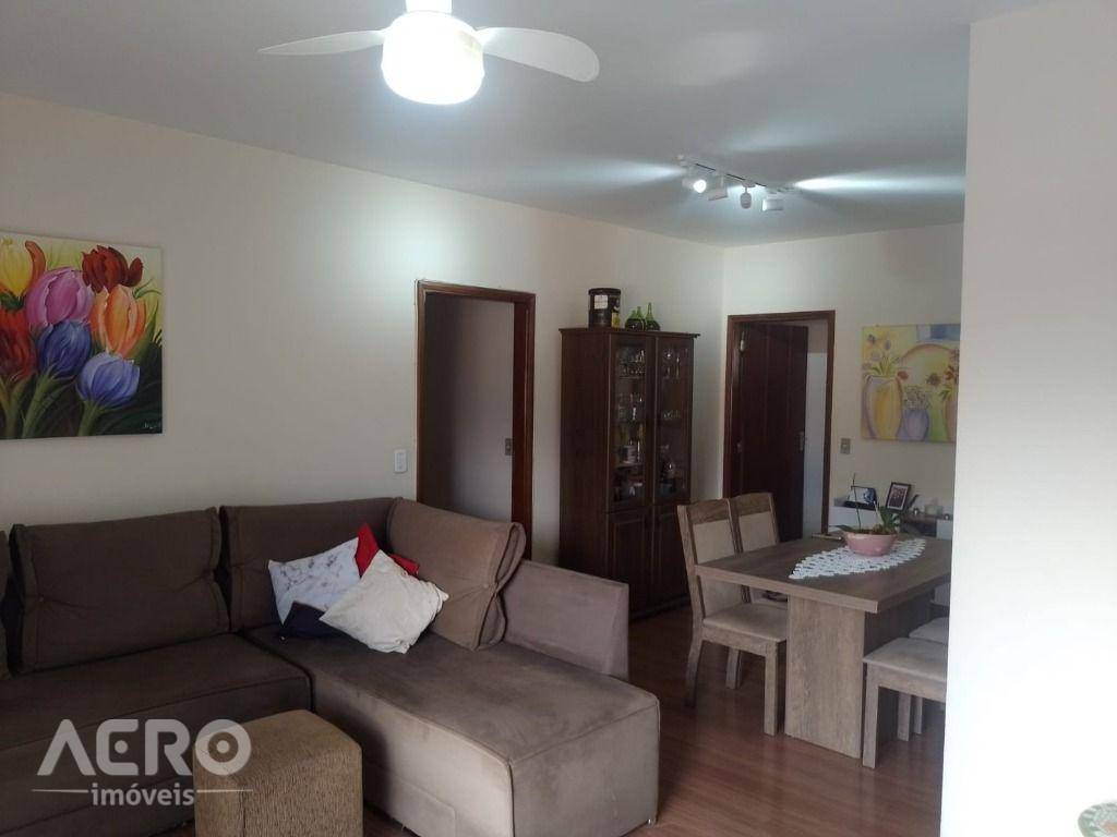 Apartamento à venda com 3 quartos, 105m² - Foto 5