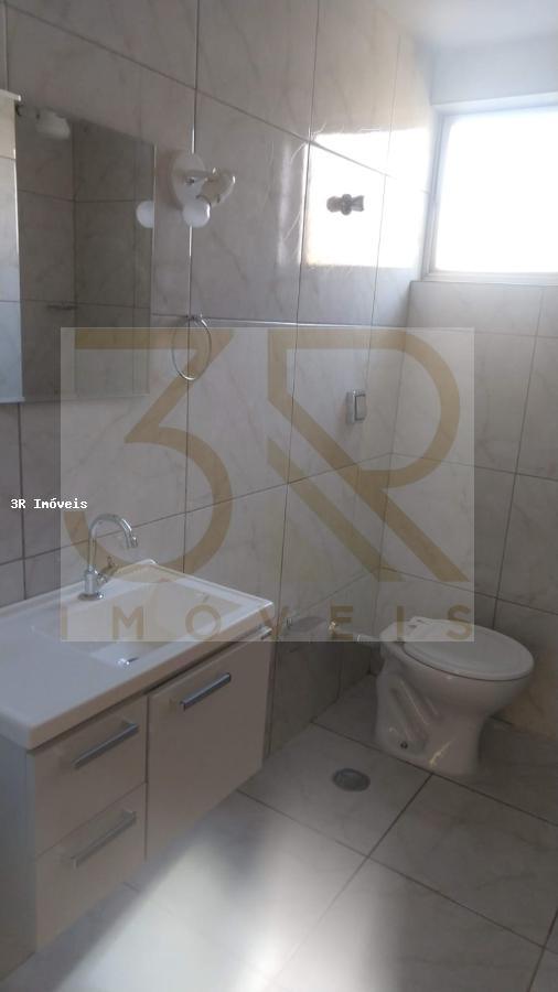 Apartamento para alugar com 2 quartos, 57m² - Foto 12