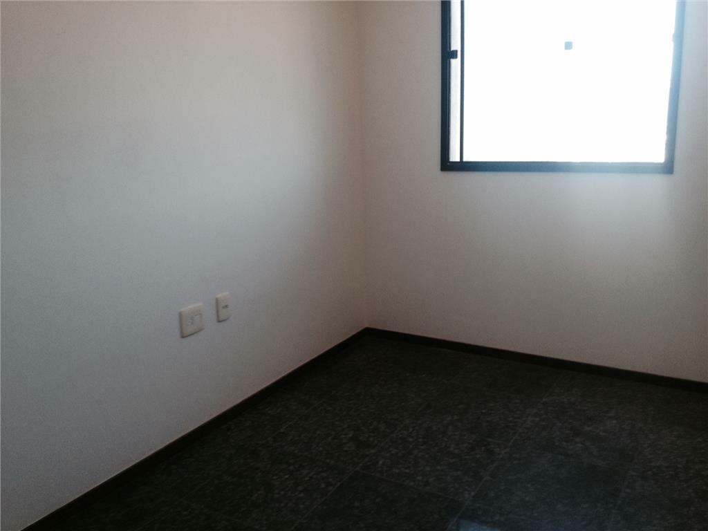 Apartamento à venda com 3 quartos, 94m² - Foto 16