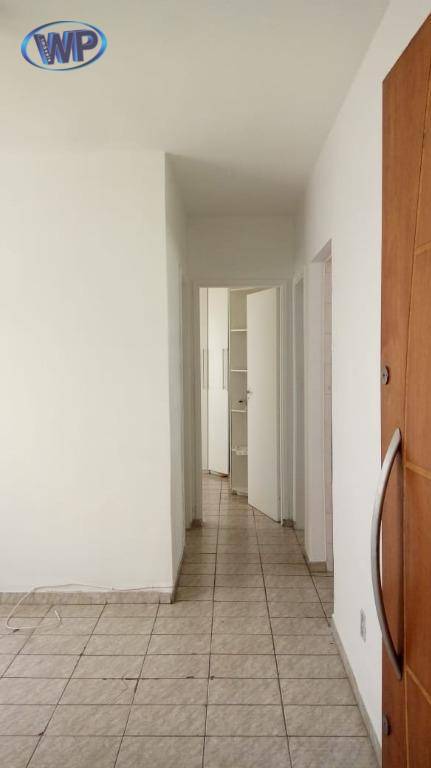 Apartamento à venda com 2 quartos, 56m² - Foto 4