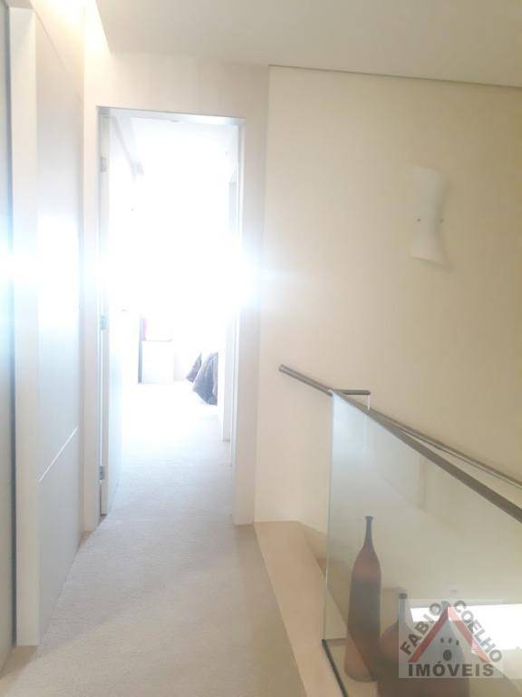 Sobrado à venda com 4 quartos, 240m² - Foto 12