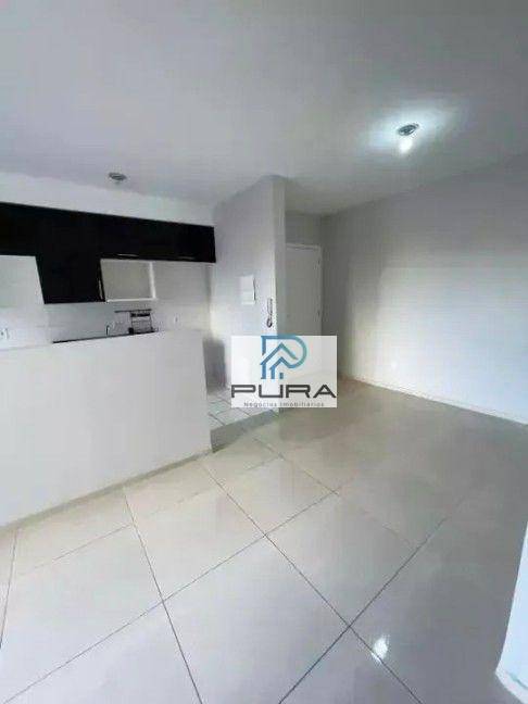 Apartamento à venda com 2 quartos, 55m² - Foto 3