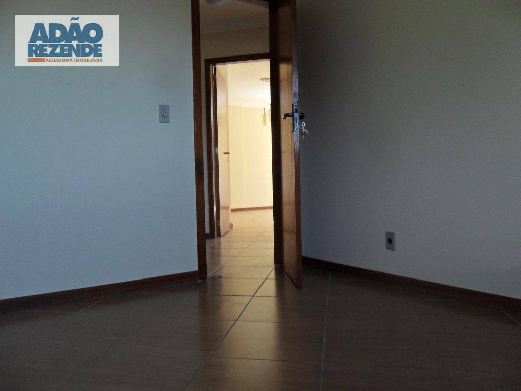 Cobertura à venda com 3 quartos, 138m² - Foto 5