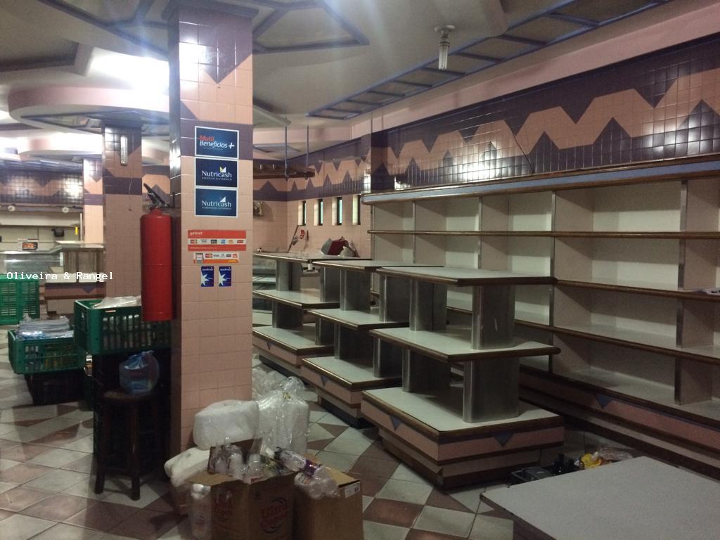 Prédio Inteiro à venda, 670m² - Foto 1
